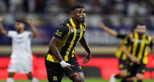 الاتحاد يحسم مستقبل شراحيلي.. وبلان يلجأ للشباب في معسكر دبي